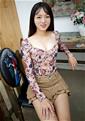 Hundreds of beauties: Xiao Man, member Eastern Asian American 