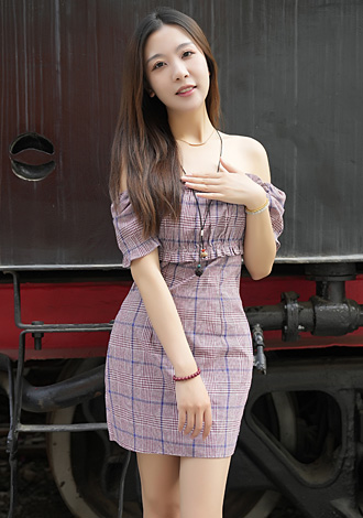 Most gorgeous profiles: caring Asian member Yixuan